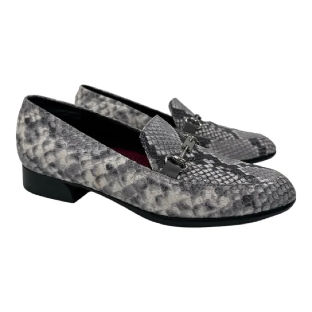 Munro Harrison III Horsebit Bit Loafer Sz 7.5 M Gray Leather Snake Print